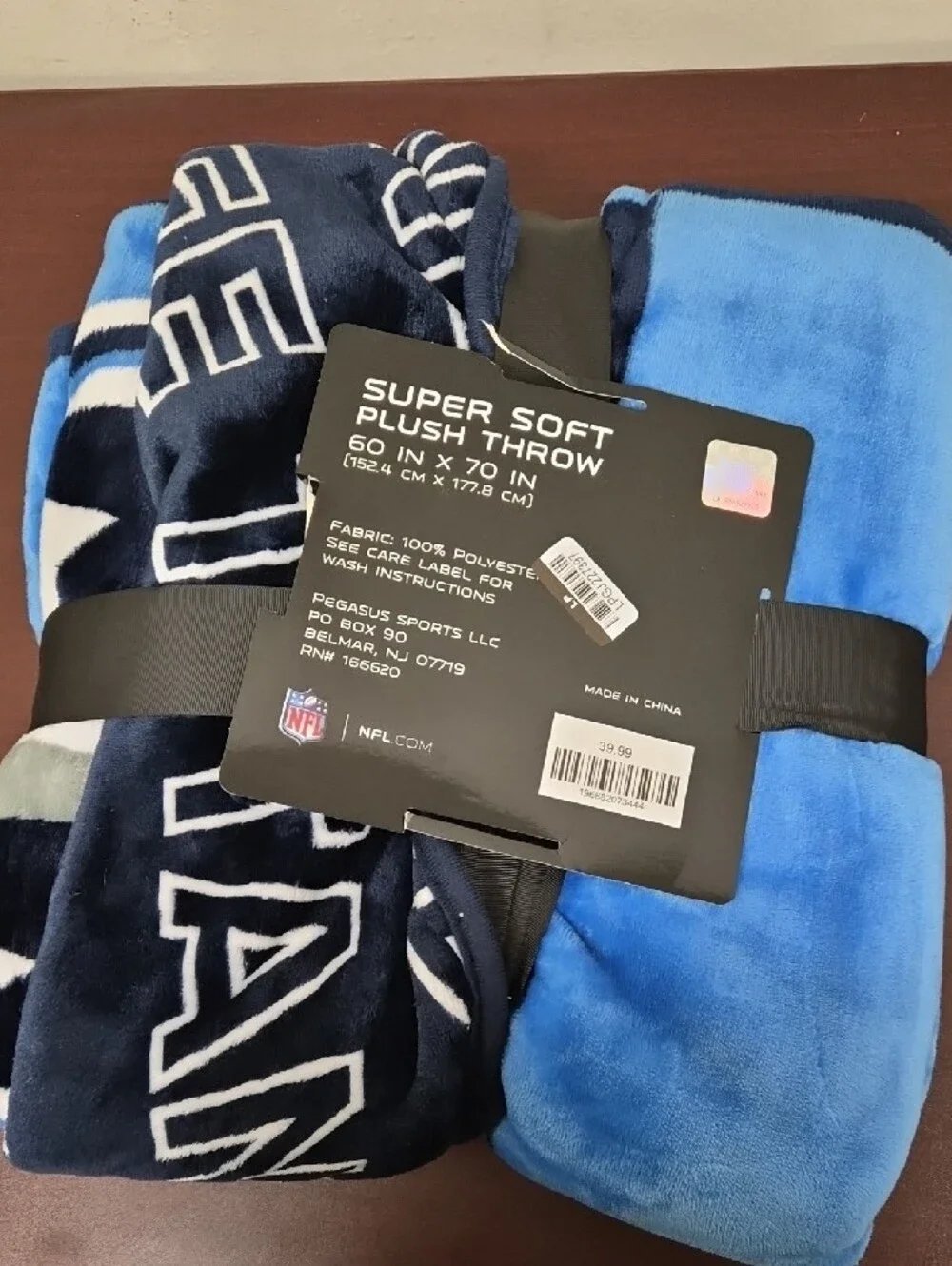 NFL Tennessee Titans Plush Throw - Light Blue & Navy